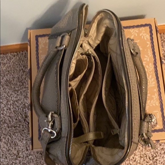 Handbag - Picture 2 of 2